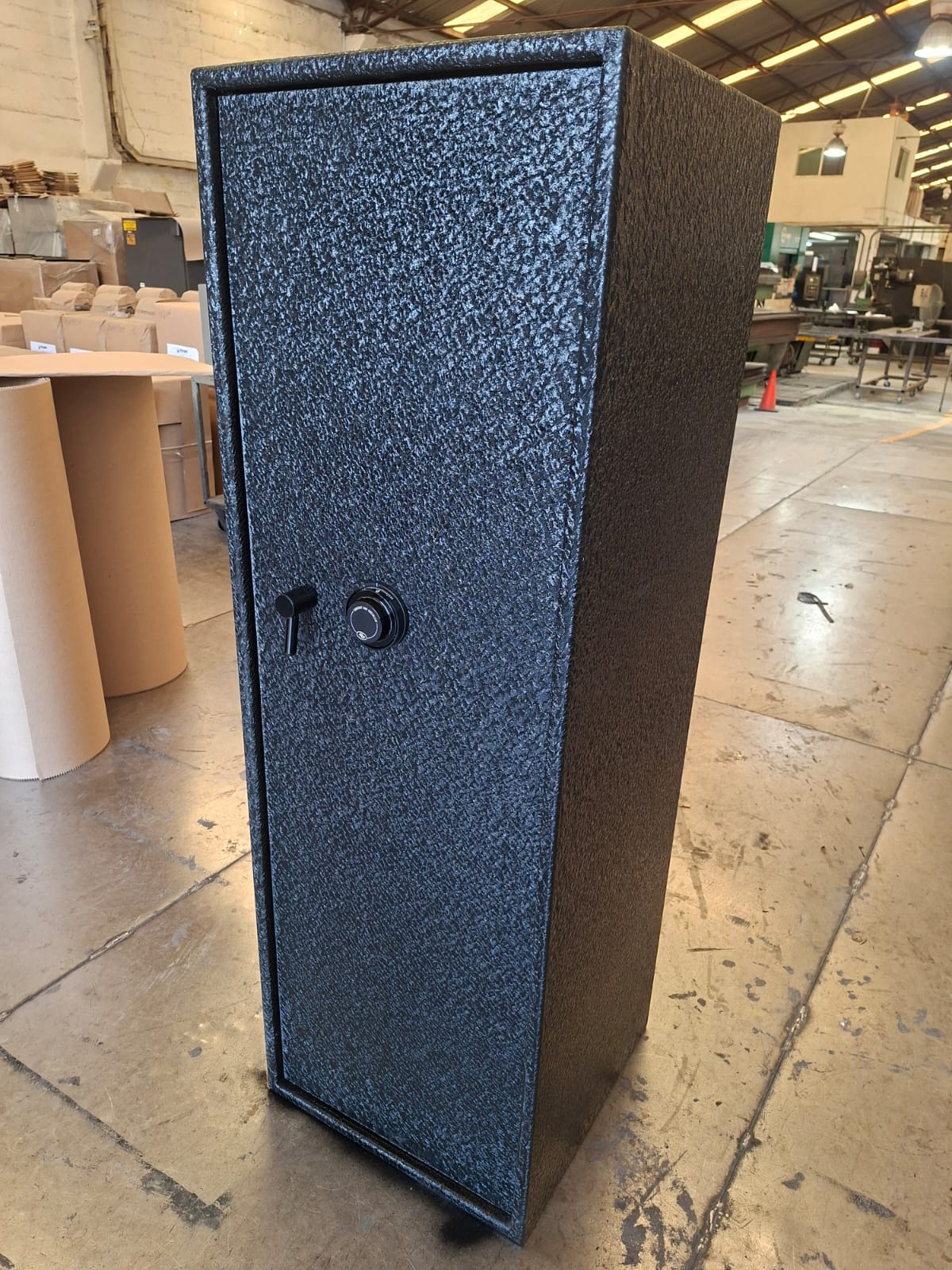 CAJA FUERTE PARA GUARDAR ARMAS MODELO H150 GA BAL
